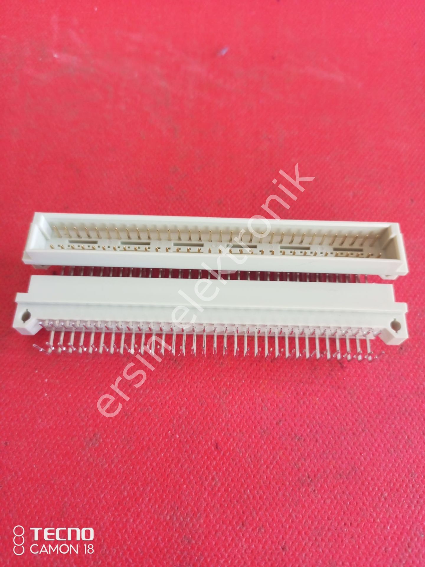 2x32 pinli  90 derece  Erkek Konnektör AC  (Euro Konnektör) PİNLERİ ALTIN KAPLAMA