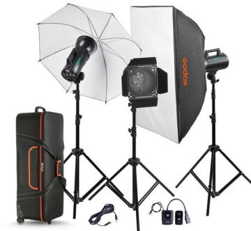 GODOX DS 600W 3 LÜ PARAFLAŞ SET