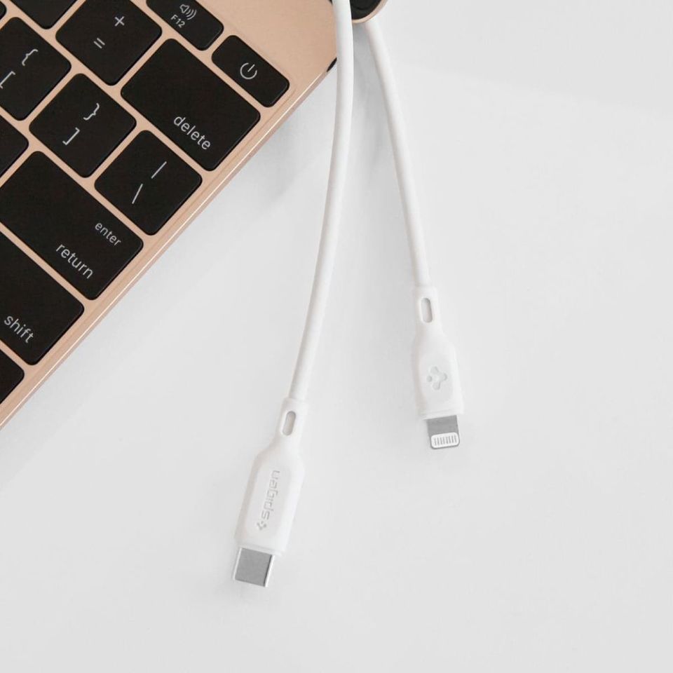 Spigen Essential Apple USB-C to Lightning PD (Power Delivery Destekli) Hızlı Şarj ve Data Kablo MFI Lisanslı (1 Metre) C10CL