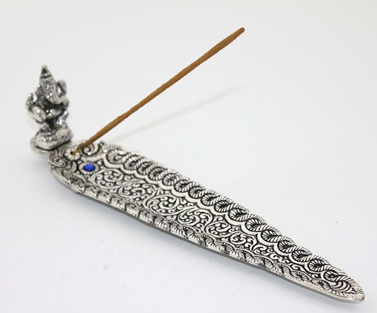 Dekoratif Metal Ganesha Tasarımlı İşlemeli Çubuk Tütsülük (22cm)