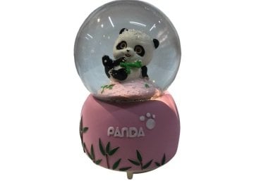 Işıklı Kar Püskürten Sevimli Panda Müzik Kutusu Cam Kar Küresi