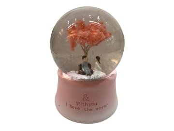 Çiçekli Ağaç Altında Sevgililer Temalı Işıklı Müzikli Cam Kar Küresi