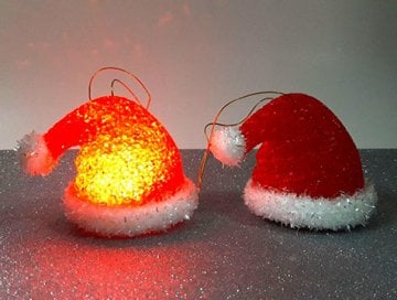 Noel Baba Şapkası Şeklinde Led Işıklı Kristal Lamba