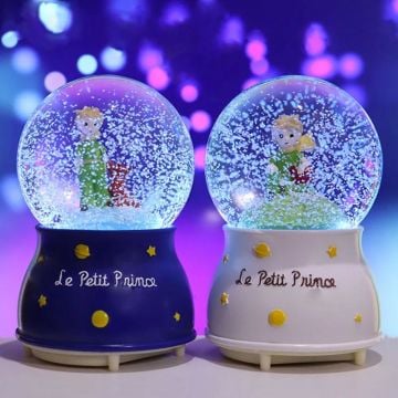 Le Petit Prince Püskürtmeli Işıklı Müzikli Cam Kar Küresi