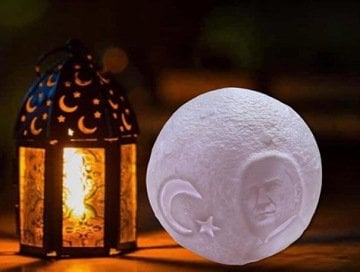 Atatürk Temalı Dekoratif 3D Ay Lamba Renk Değiştiren Gece Lambası