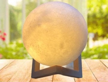 3D Ay Şeklinde Tasarım Standlı Gece Lambası Masa Lambası (Sarı)