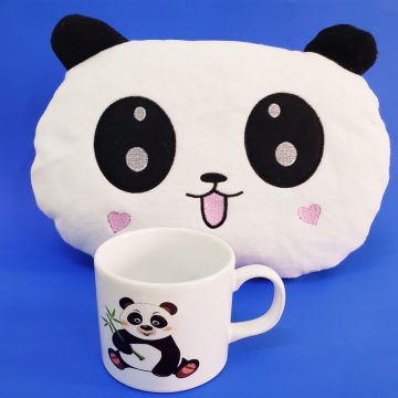 Sevimli Panda Yastık ve Panda Kupa Hediye Seti