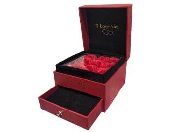 Sevgiliye Romantik Hediye Gül İçinde Kırmızı Mücevher Kutusu
