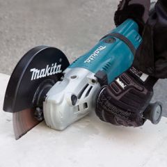 Makita GA7040S Büyük Taşlama Makinası Döner Tutamak