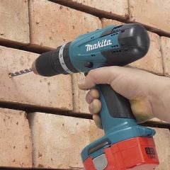 Makita 8391DWAE Akülü Darbeli Matkap (18 V) 2 Ah