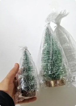 15 cm Mini Masaüstü Karlı Yılbaşı Çam Ağacı