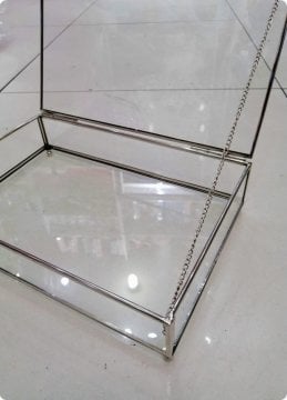 30x20 cm Büyük kapaklı metal kenarlı çikolata tepsisi