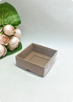 50 li 8x8x3 cm Kraft Altı Karton Asetat Kapaklı Kutu