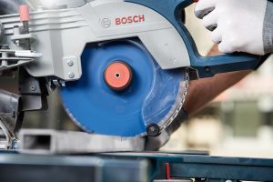 Bosch Alüminyum Kesme Testeresi 165*20 mm 52 Diş Expert 2608644095