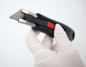 Ceta Form J47C-S Emniyetli Maket Bıçağı (Otomatik Geri Çekme)