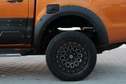 Ford Ranger T8 2019+  Çamurluk Kaplama Seti (Park Sensörlü Model )