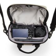 Pacsafe Camsafe Z5 Camera&Tablet Çantası