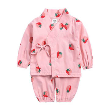 Çilek Desenli Pijama Takımı, Pembe