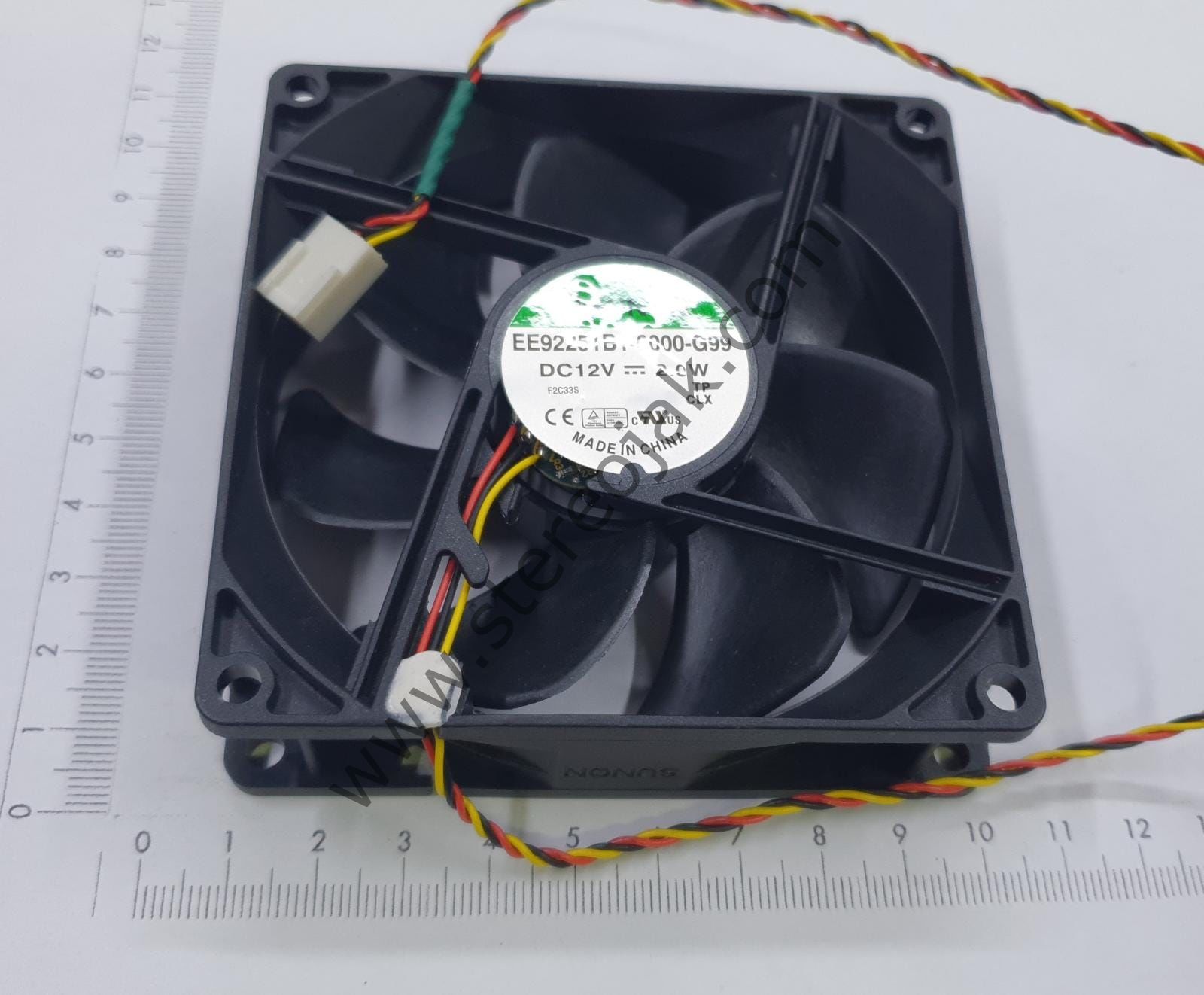 D90SL-12  DC12V 0.14A   3  KABLO   9 CM  FAN