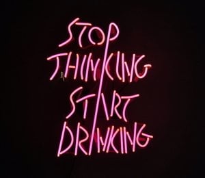 Stop Thinking Neon Yazı