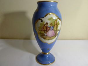 Limoges imzalı porselen el boyaması vazo Y:25cm