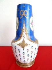 Sevres damgalı porselen vazo 19 Y.y. Y:27cm.