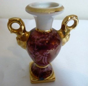 Limoges porselen el boyaması vazo. Y.10cm.