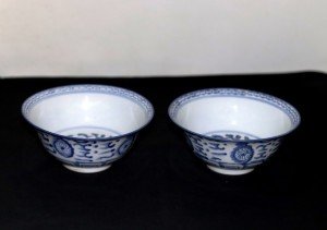 Çin porseleni el boyaması  çift kase. İmzalı. 19. Y.y. Ağız çapı:16cm.