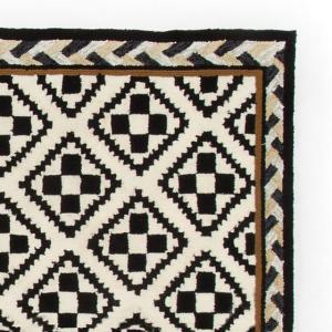 Courtyard Outdoor Rug - 2'6'' x 8' Runner