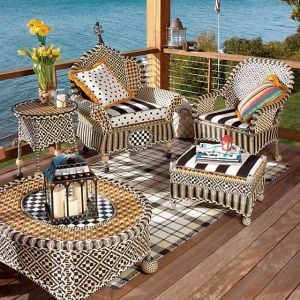 Courtyard Outdoor End Table