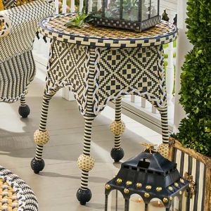 Courtyard Outdoor End Table