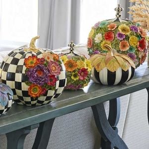 Flower Power Pumpkin - Medium