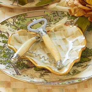 Parchment Check Fluted Heart Plate