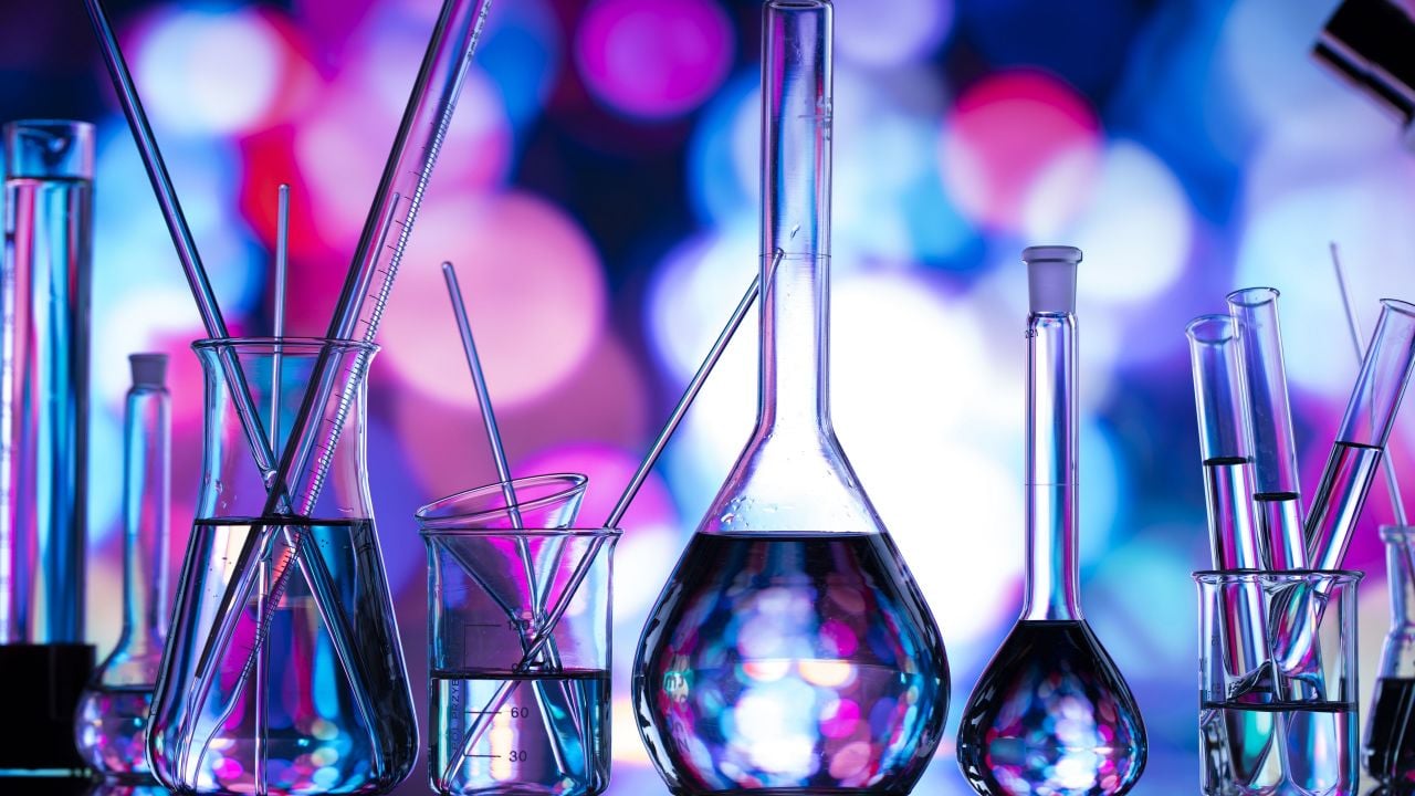 Tüm Okullarda Bulunması Gereken Kimya Laboratuvarı Ekipmanları