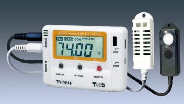 T&D TR-74Ui Data Logger: Aydınlık Ultraviyole Işık, Sıcaklık ve Nem Ölçüm + Kayıt Aygıtı