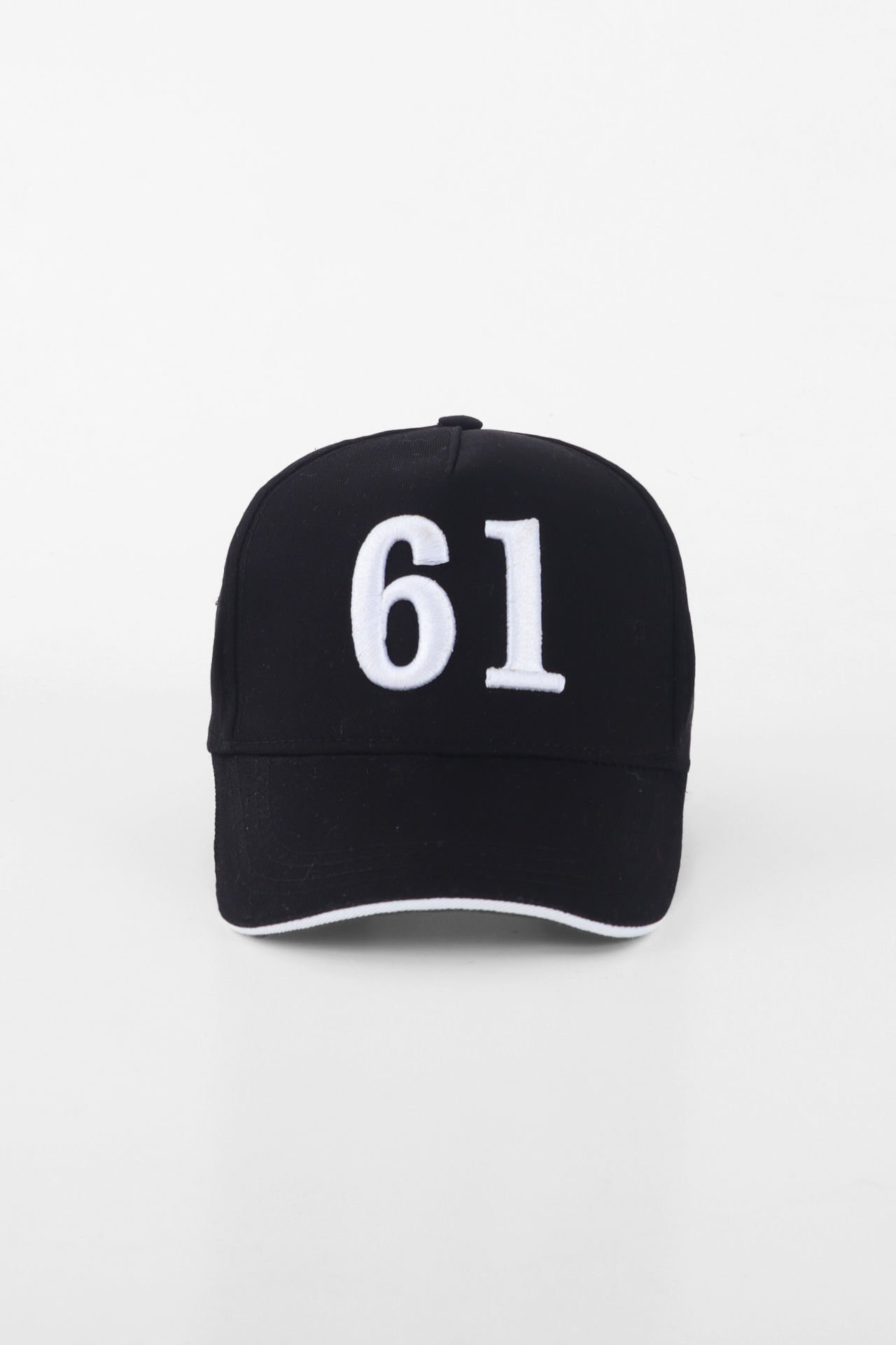 61 Nakışlı Kep Şapka - Siyah