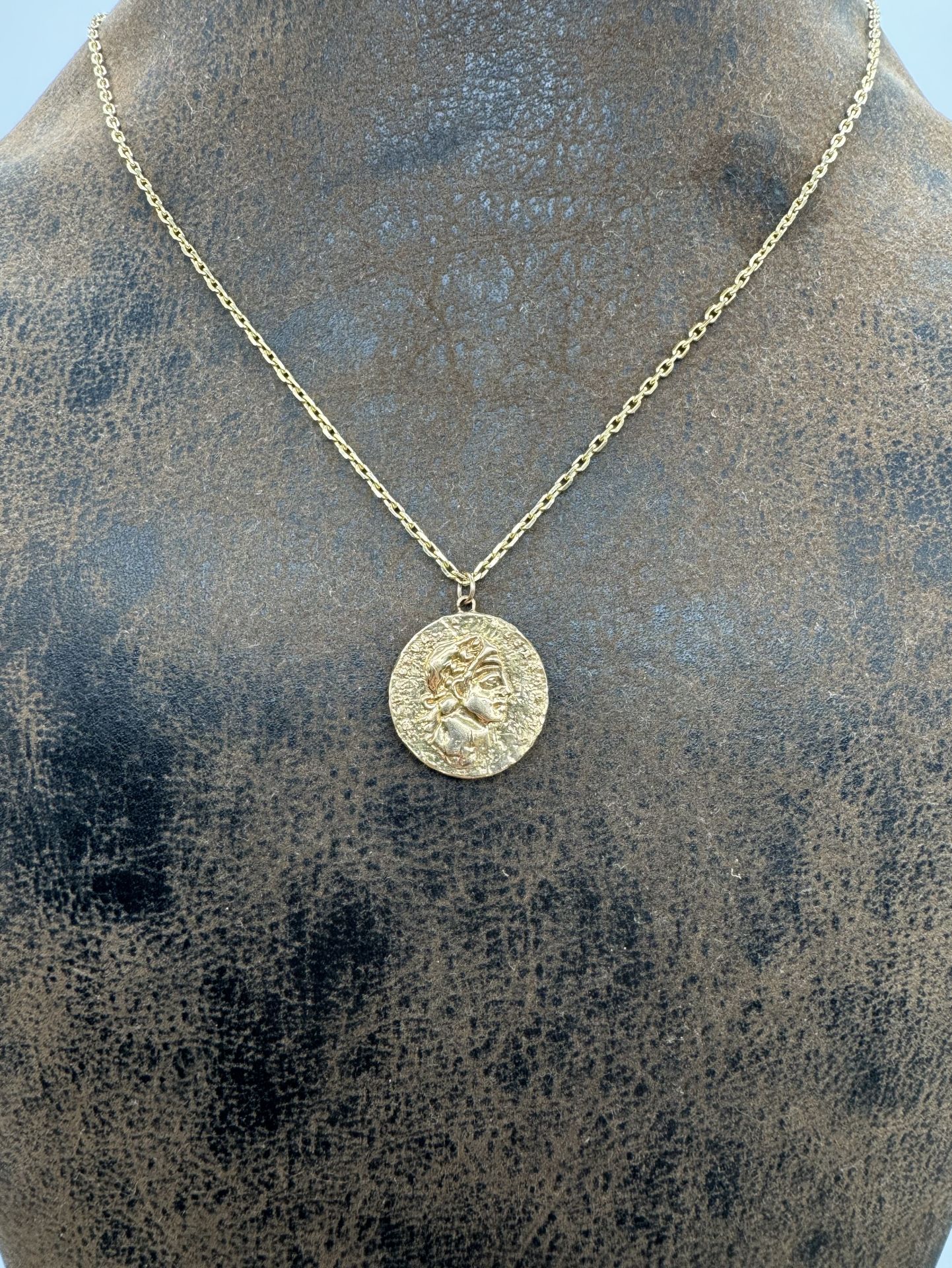 Coin Kolye