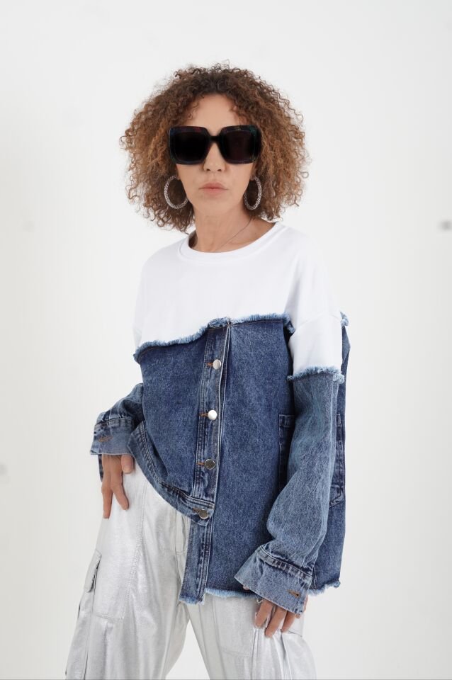 Ekru Denim Detaylı Asimetrik Sweat