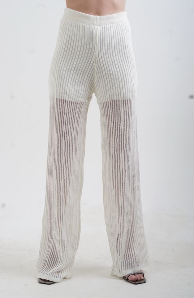 Ekru Ajur Desen İçi Şortlu Pantolon Bluz Takım