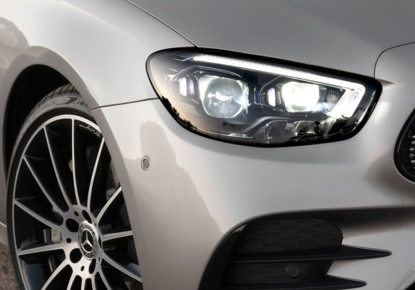 Mercedes Benz MULTIBEAM LED teknolojili farlar