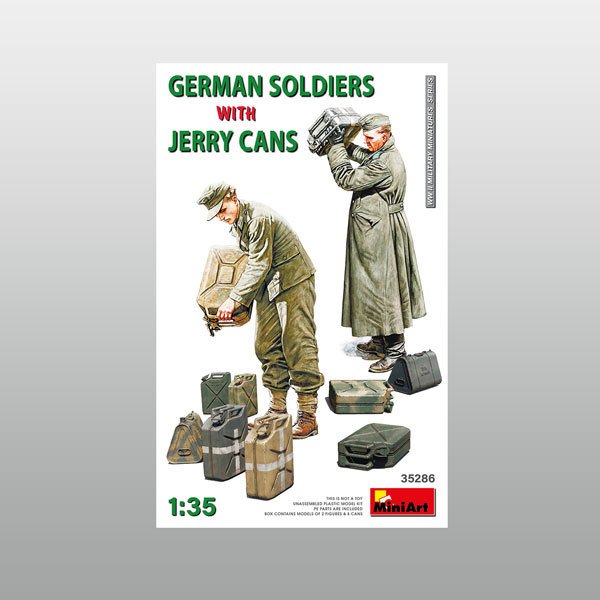 MiniArt Alman Askerler ve Benzin Bidonları