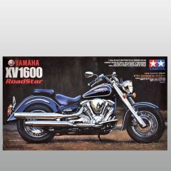 1/12 Yamaha XV1600 Road Star