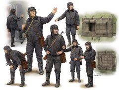 1/35 Soviet Soldier-SCUD B Crew