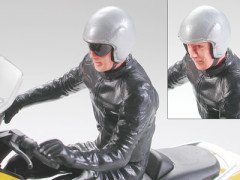 1/24 TMAX w/Rider Figure