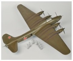 1/72 Pe-8 ON Stalin´s Plane (re-release)