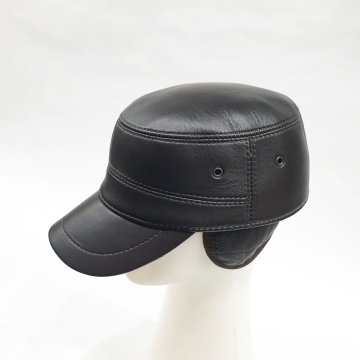 Castro Model Siyah Renk Deri Şapka