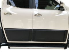 Mercedes x kapı bandı gövde koruma kaplaması siyah