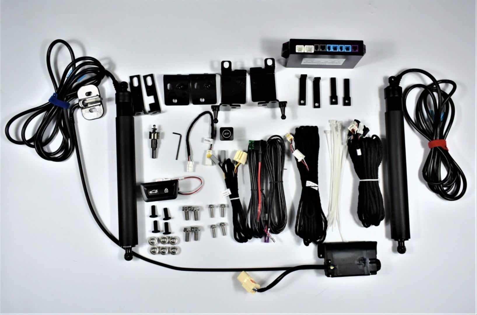 Bmw f30 elektrikli bagaj açma kapama sistemi 2012+