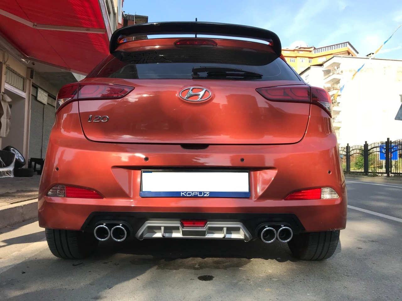 Hyundai i20 difüzör arka tampon dört çıkış egzoz 2015 / 2018