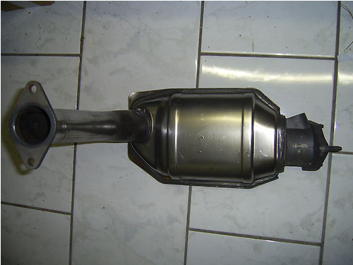 FORD FOCUS  KATALİTİK KONVERTÖR 1.8 - 2.0İ 16V (1998 - 04)